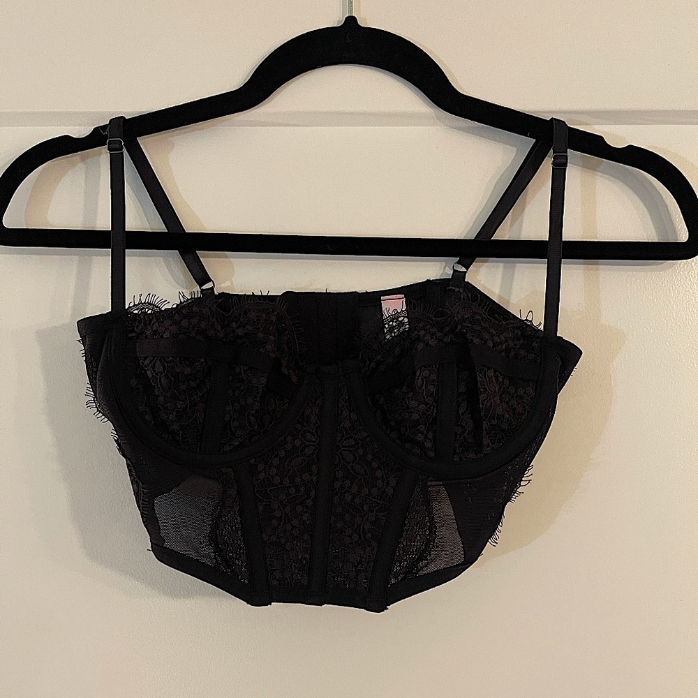 Urban Outfitters Modern Love  cropped corset NWOT